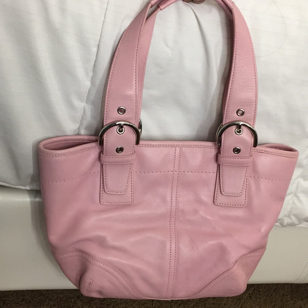 Baby Pink Classic Coach soho tote